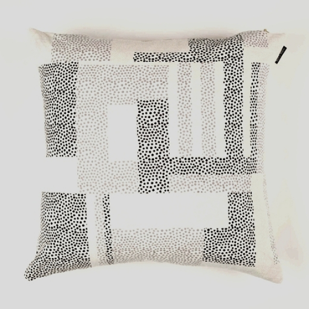 NWT Barn & Willow PAIR 18" x 18" Cotton Dots Pillow Cover